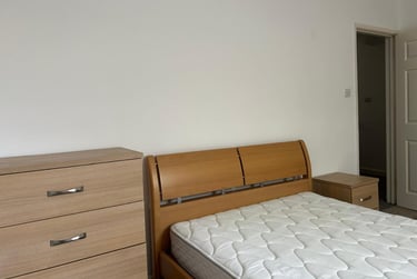 3 bed flat, Napier Terrace, Flat 1, Mutley, Plymouth, PL46ER - Image 13